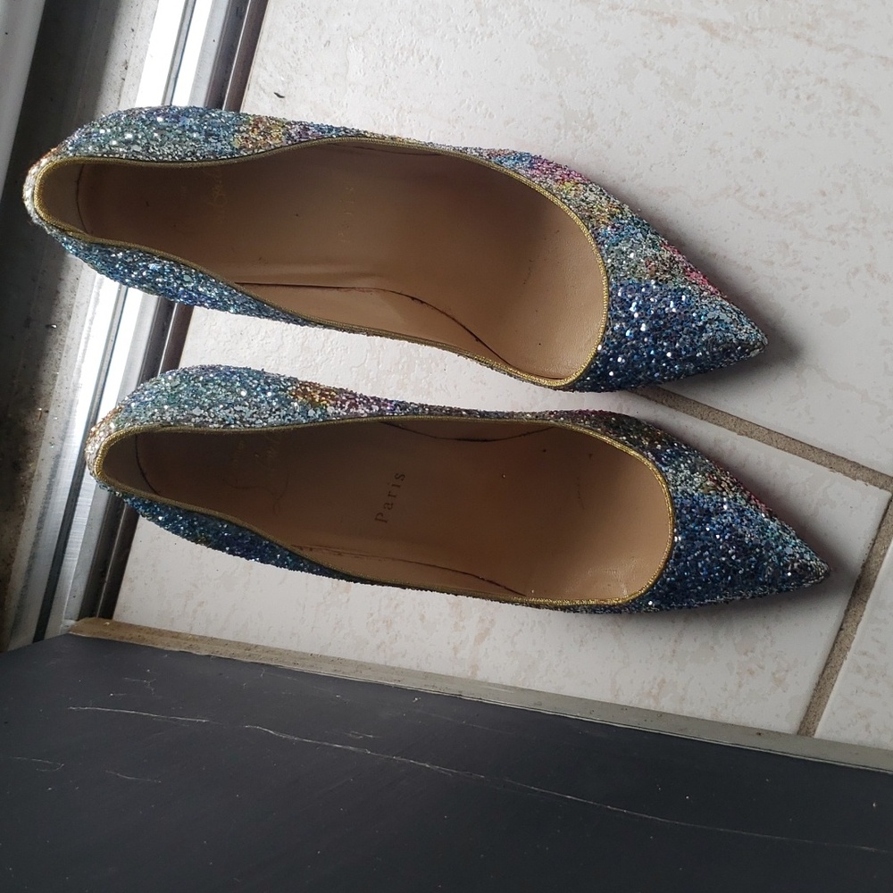 Christian louboutin glitter heels ...size 37 1/2.... Excellent condition! - Picture 7 of 9